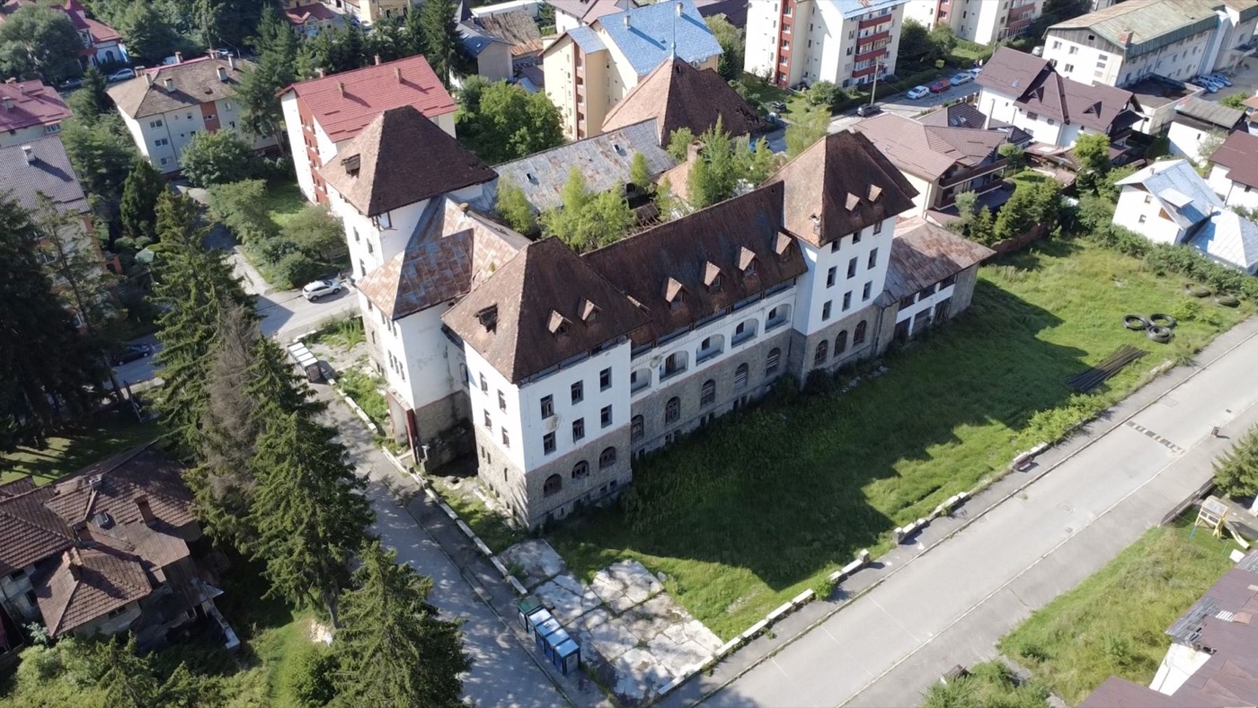FOSTUL HOTEL PALACE BUȘTENI — Cazino și Stabiliment Balnear — Fondat 1907